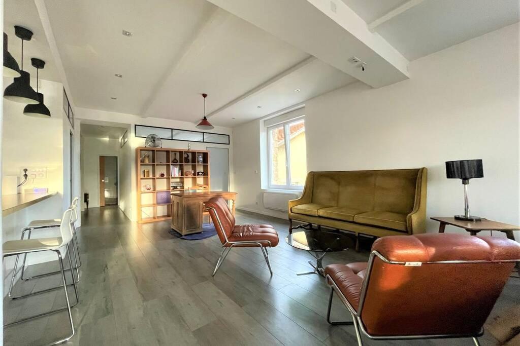 Superbe Loft 100M2 Proche Cathedrale Avec Parking Apartment Reims Exterior foto