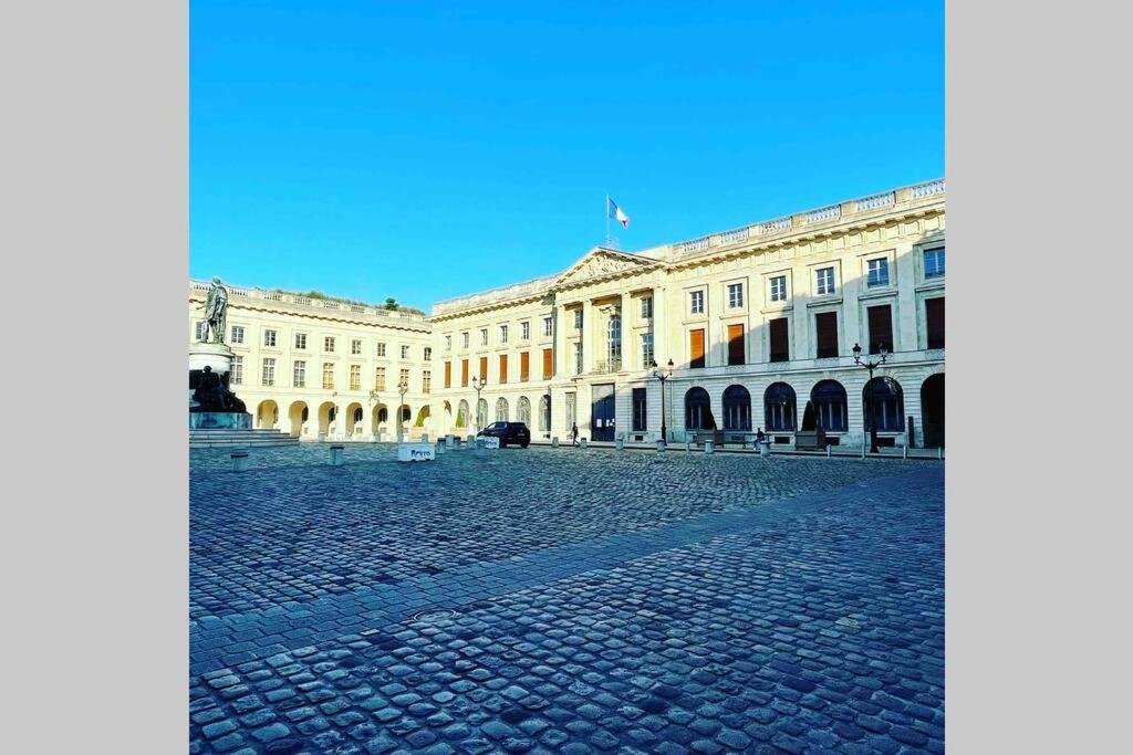 Superbe Loft 100M2 Proche Cathedrale Avec Parking Apartment Reims Exterior foto