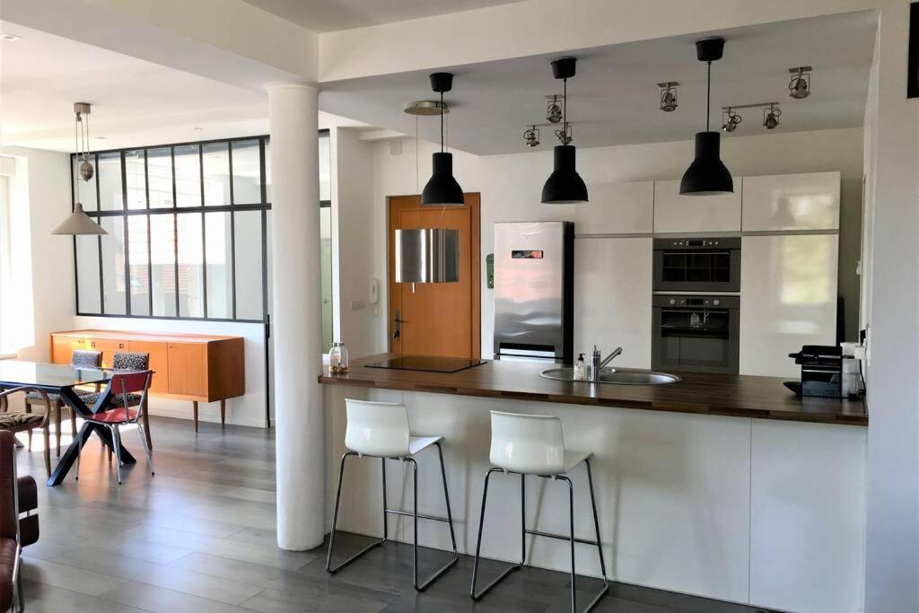 Superbe Loft 100M2 Proche Cathedrale Avec Parking Apartment Reims Exterior foto