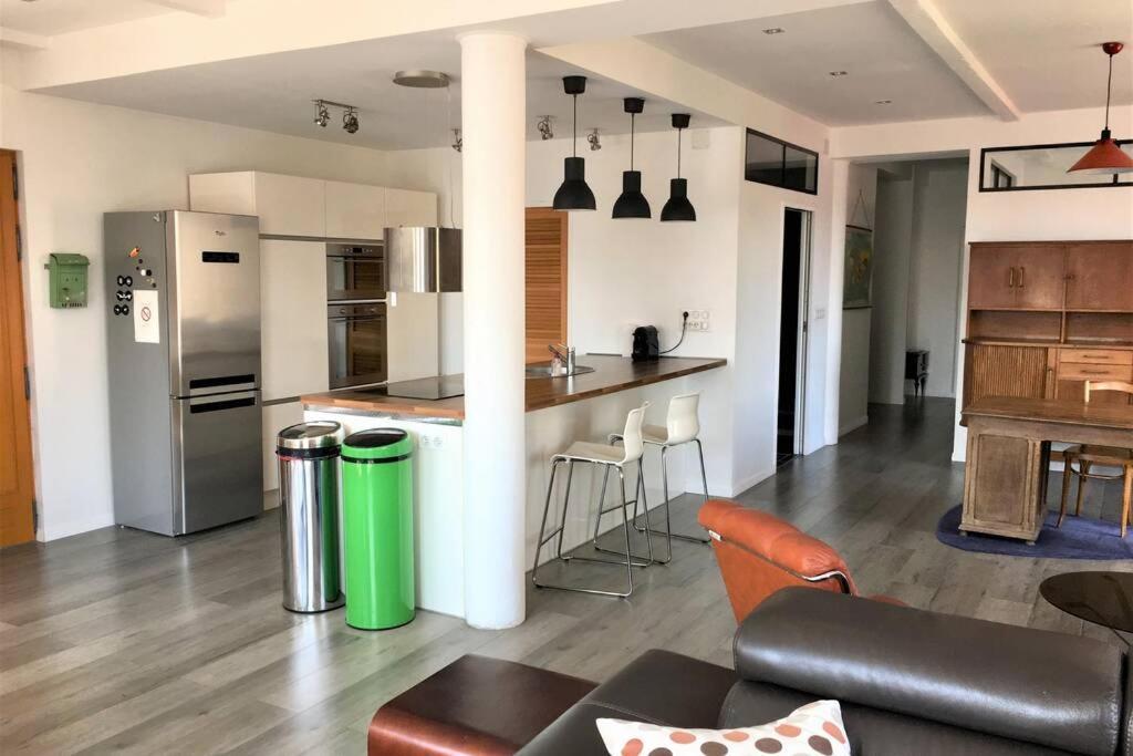 Superbe Loft 100M2 Proche Cathedrale Avec Parking Apartment Reims Exterior foto