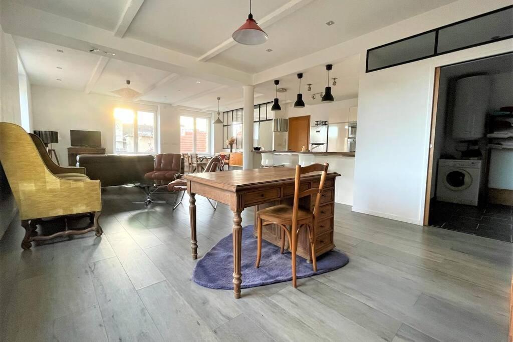 Superbe Loft 100M2 Proche Cathedrale Avec Parking Apartment Reims Exterior foto