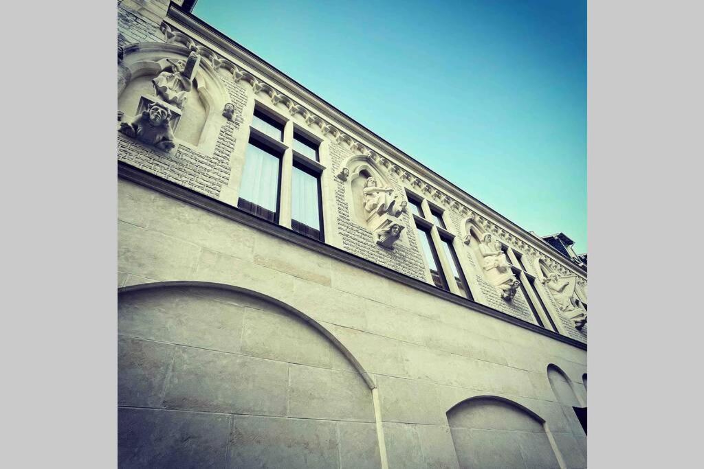 Superbe Loft 100M2 Proche Cathedrale Avec Parking Apartment Reims Exterior foto